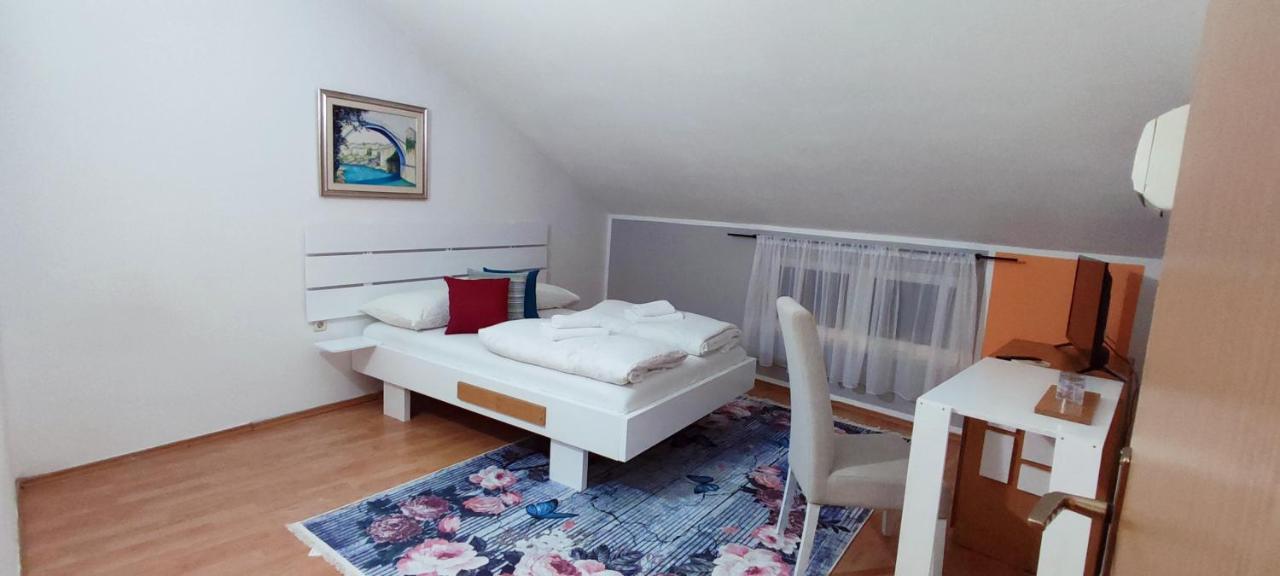 Villa Monera Apartments & Rooms & Free Garage Mostar Kültér fotó