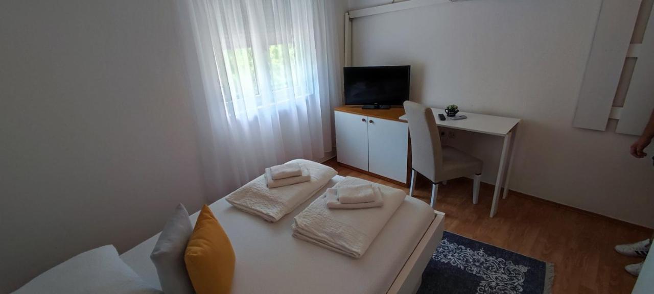 Villa Monera Apartments & Rooms & Free Garage Mostar Kültér fotó