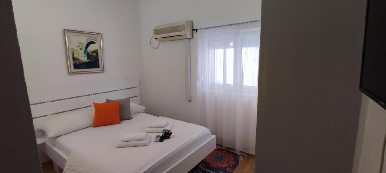 Villa Monera Apartments & Rooms & Free Garage Mostar Kültér fotó